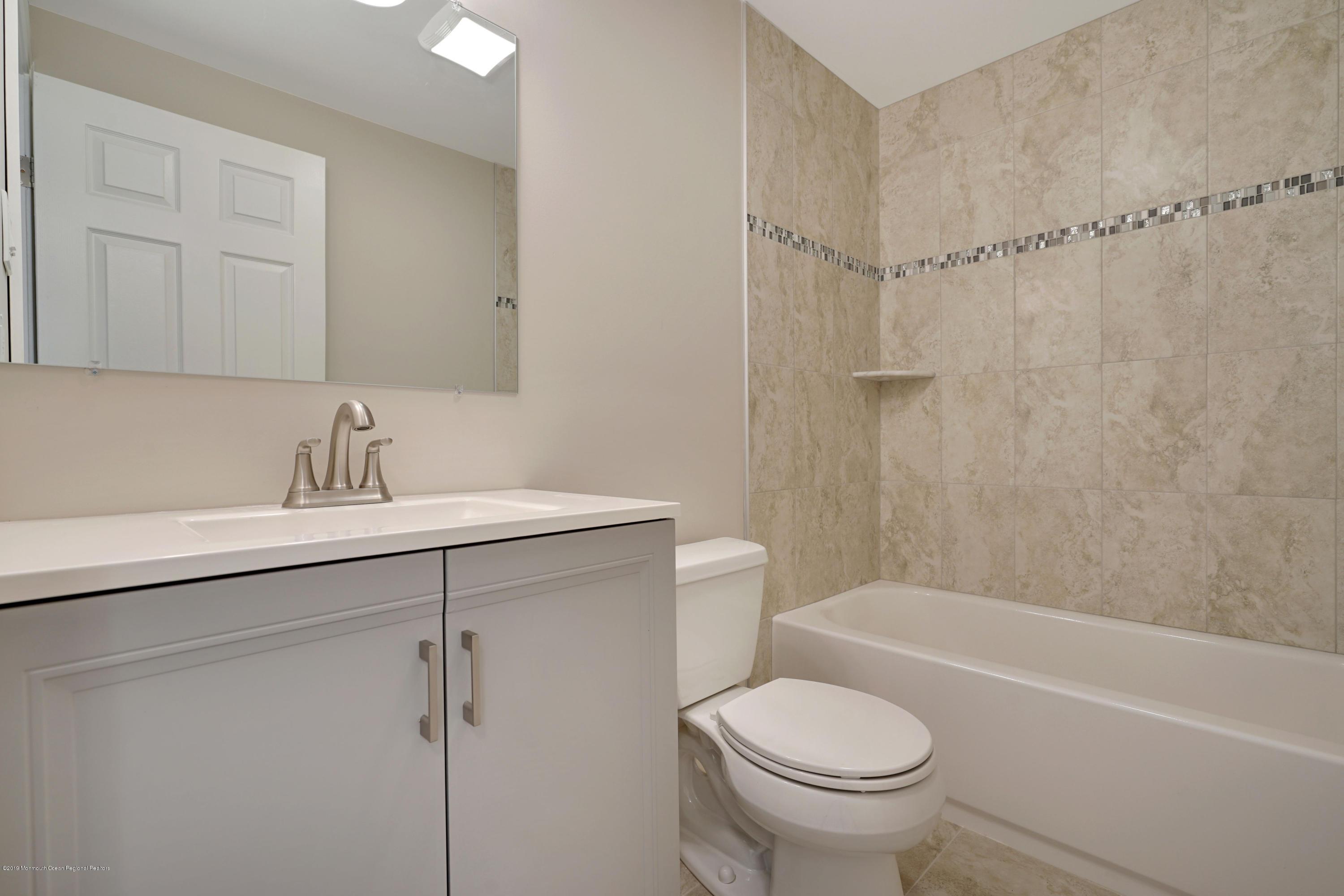 13 Neptune Road Toms River, NJ 08753 - Photo 38 of 50 Main Upstairs Bathroom
