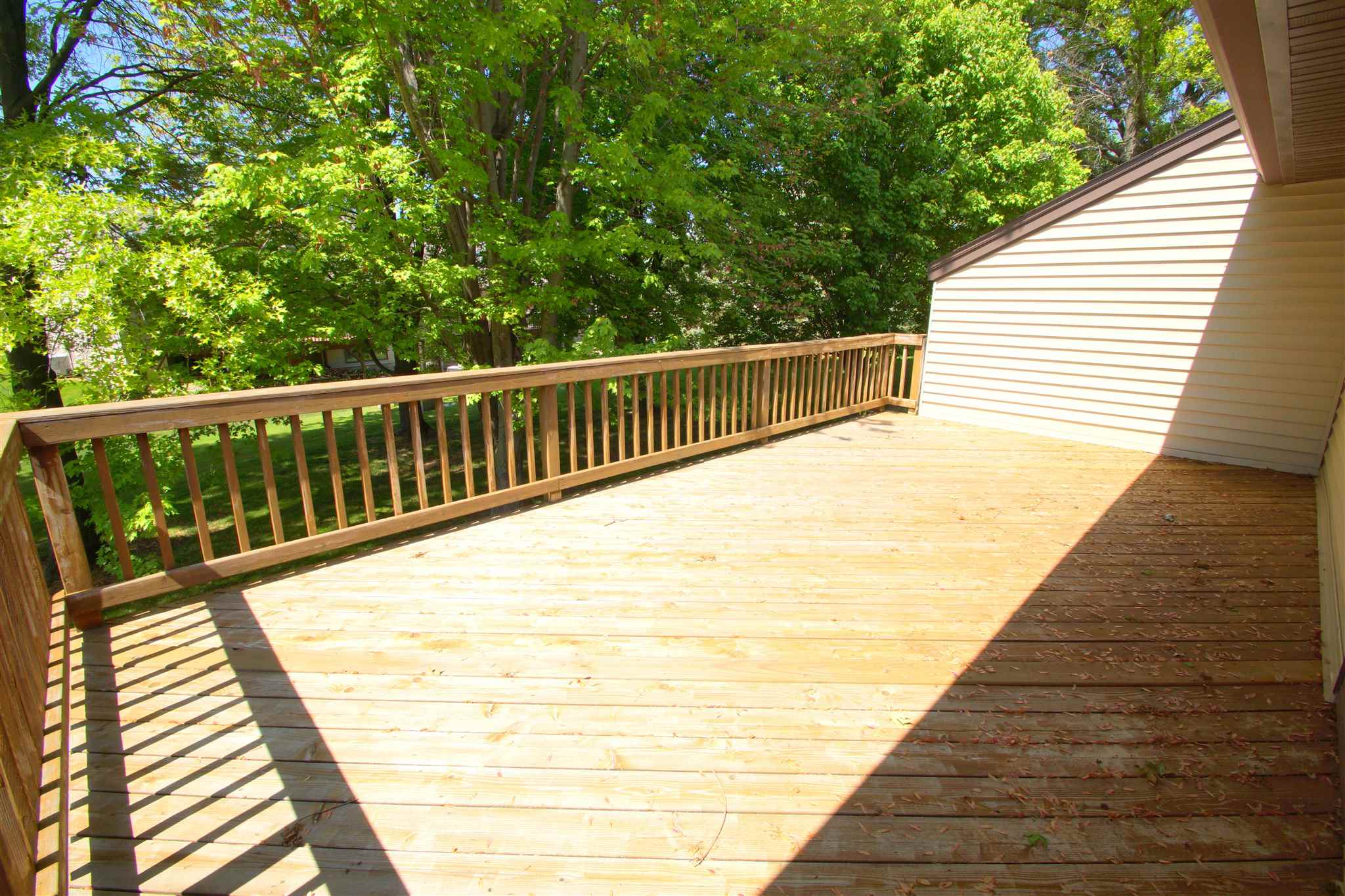 3322 East Ridge Place Bettendorf, IA 52722 - Photo 9 of 24 Gallery Image 9