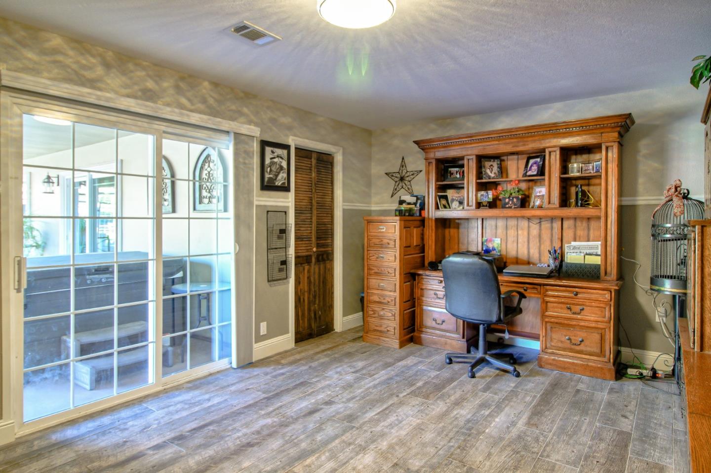 1381 Santa Ana Road Hollister, CA 95023 - Photo 13 of 48 Gallery Image 13