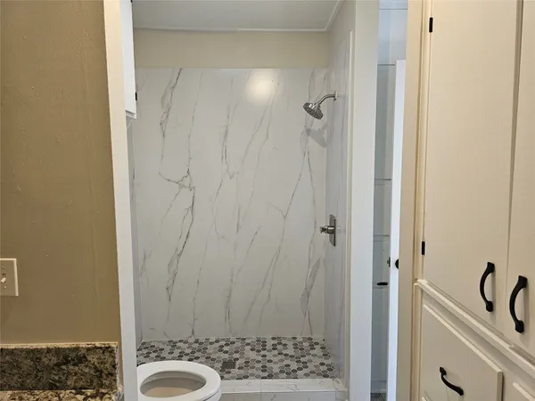 $1,600 | 503 West 12th Street, Taylor, TX 76574
