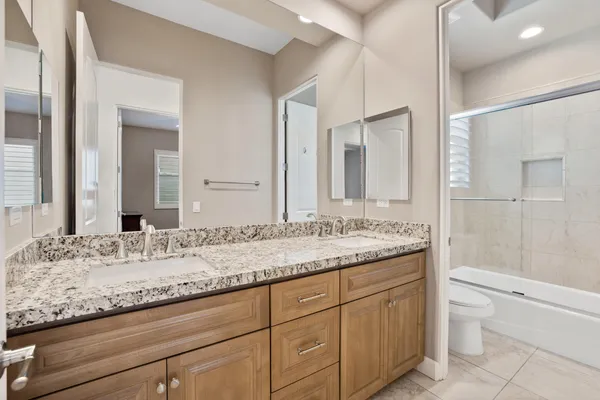 $1,150,000 | 74114 Cosmopolitan Lane, Palm Desert, CA 92211