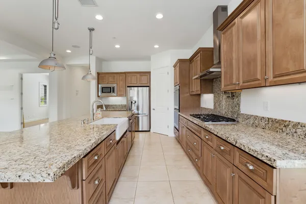 $1,150,000 | 74114 Cosmopolitan Lane, Palm Desert, CA 92211