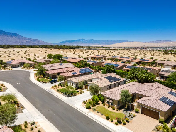 $1,150,000 | 74114 Cosmopolitan Lane, Palm Desert, CA 92211