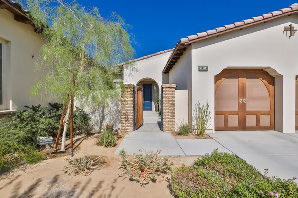 $1,150,000 | 74114 Cosmopolitan Lane, Palm Desert, CA 92211
