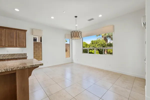 $1,150,000 | 74114 Cosmopolitan Lane, Palm Desert, CA 92211