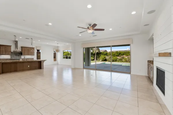 $1,150,000 | 74114 Cosmopolitan Lane, Palm Desert, CA 92211