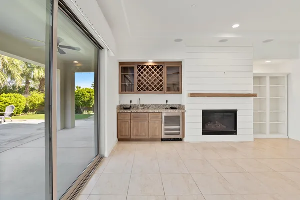 $1,150,000 | 74114 Cosmopolitan Lane, Palm Desert, CA 92211