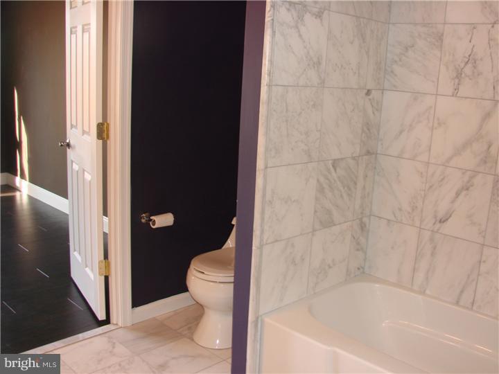125 North Park Road Newtown, PA 18940 - Photo 13 of 24 Gallery Image 13