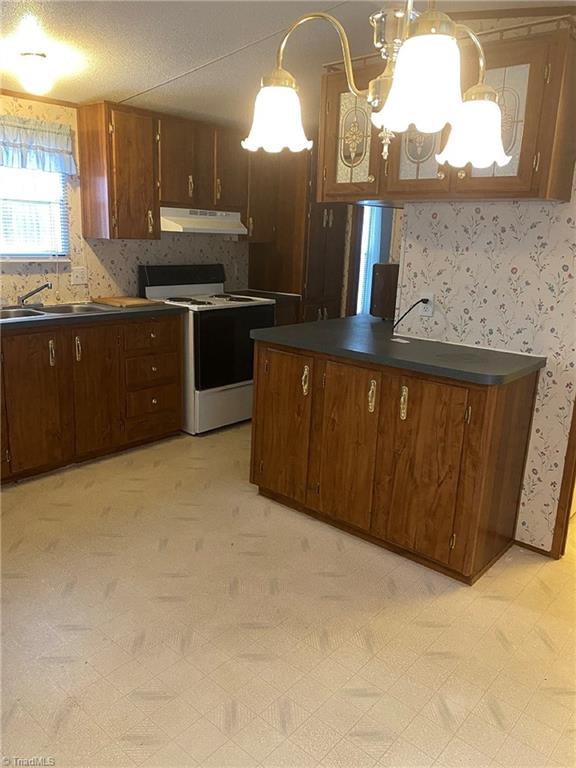 150 Hancock Road Reidsville, NC 27320 - Photo 15 of 36 Kitchen view