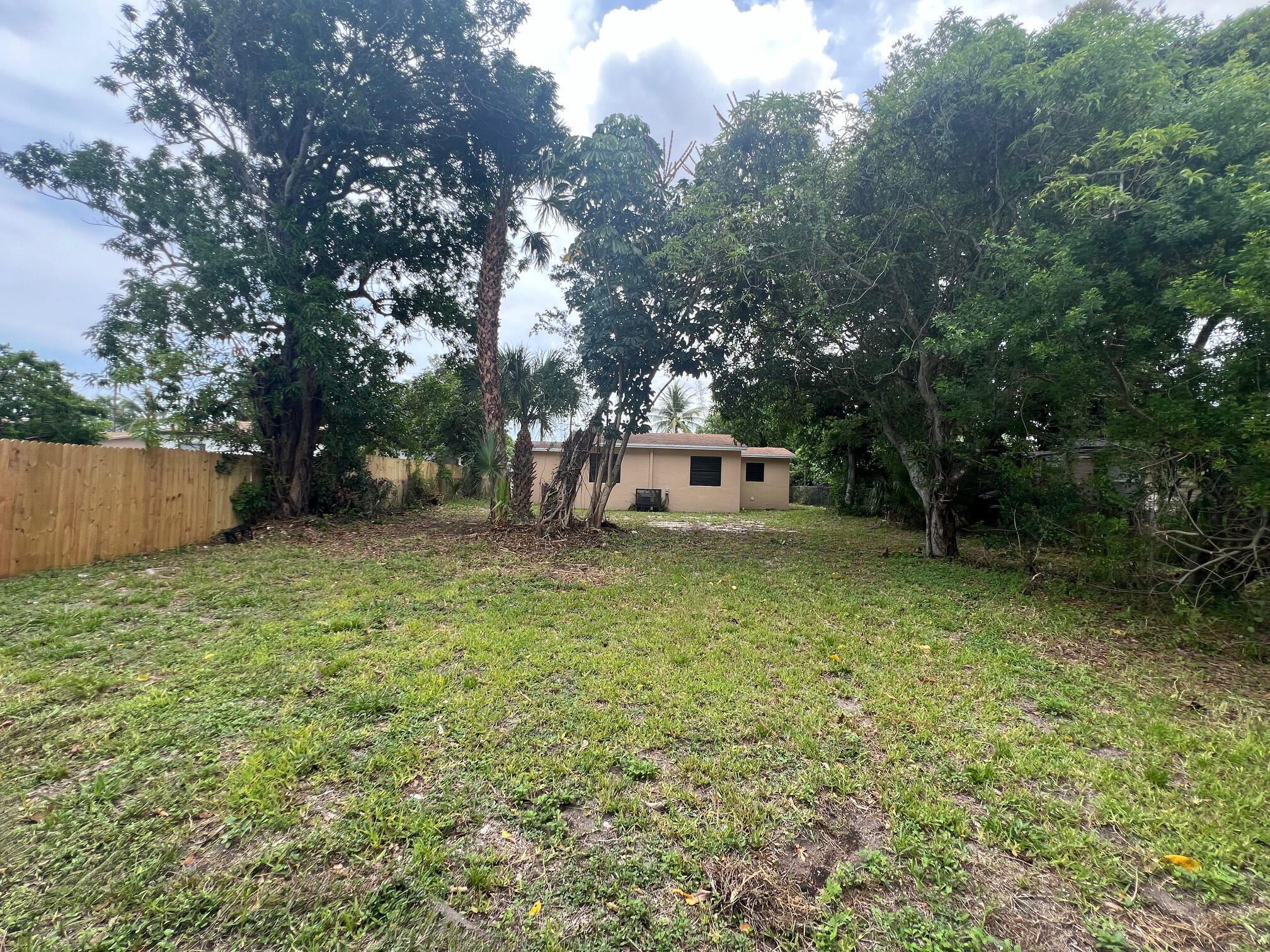 817 Southwest 3rd Court Delray Beach, FL 33444 - Photo 20 of 28 IMG_3088