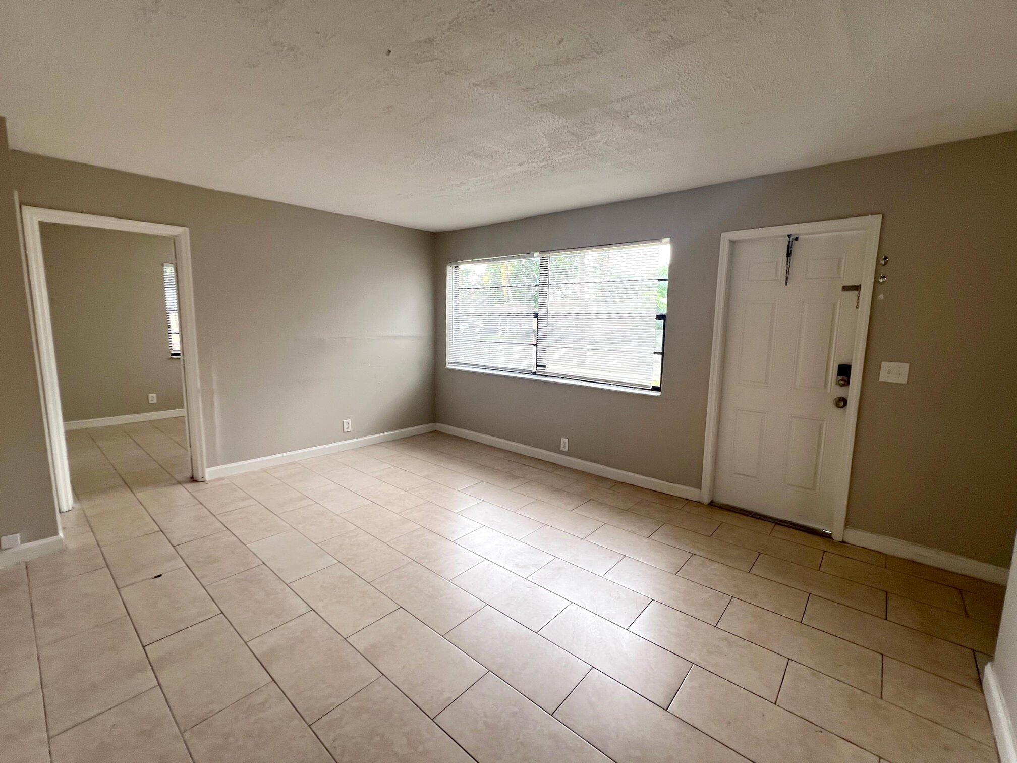 817 Southwest 3rd Court Delray Beach, FL 33444 - Photo 2 of 28 IMG_3103