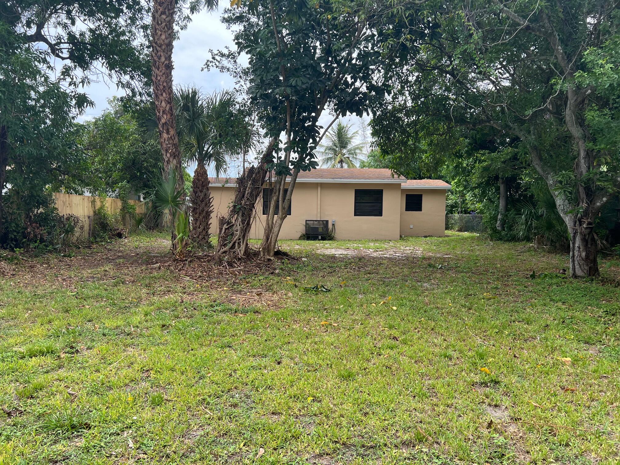 817 Southwest 3rd Court Delray Beach, FL 33444 - Photo 22 of 28 IMG_3089