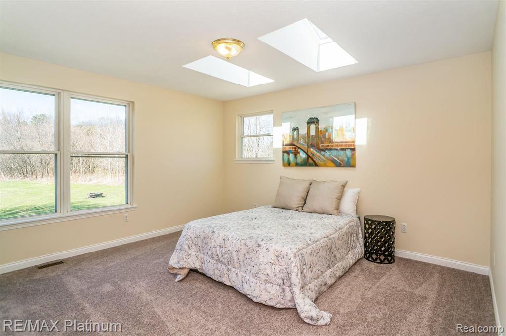 8587 West Lange Road Fowlerville, MI 48836 - Photo 19 of 37