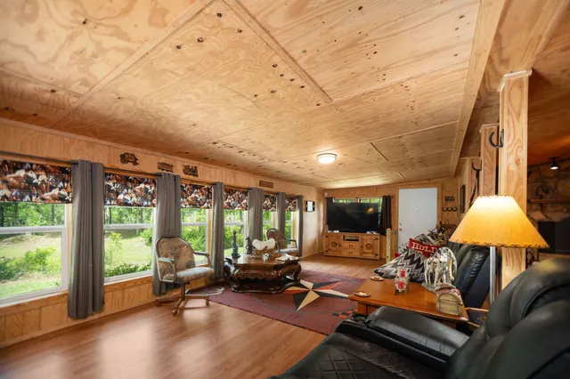 $249,995 | 441 County Road 1070, Jasper, TX 75951