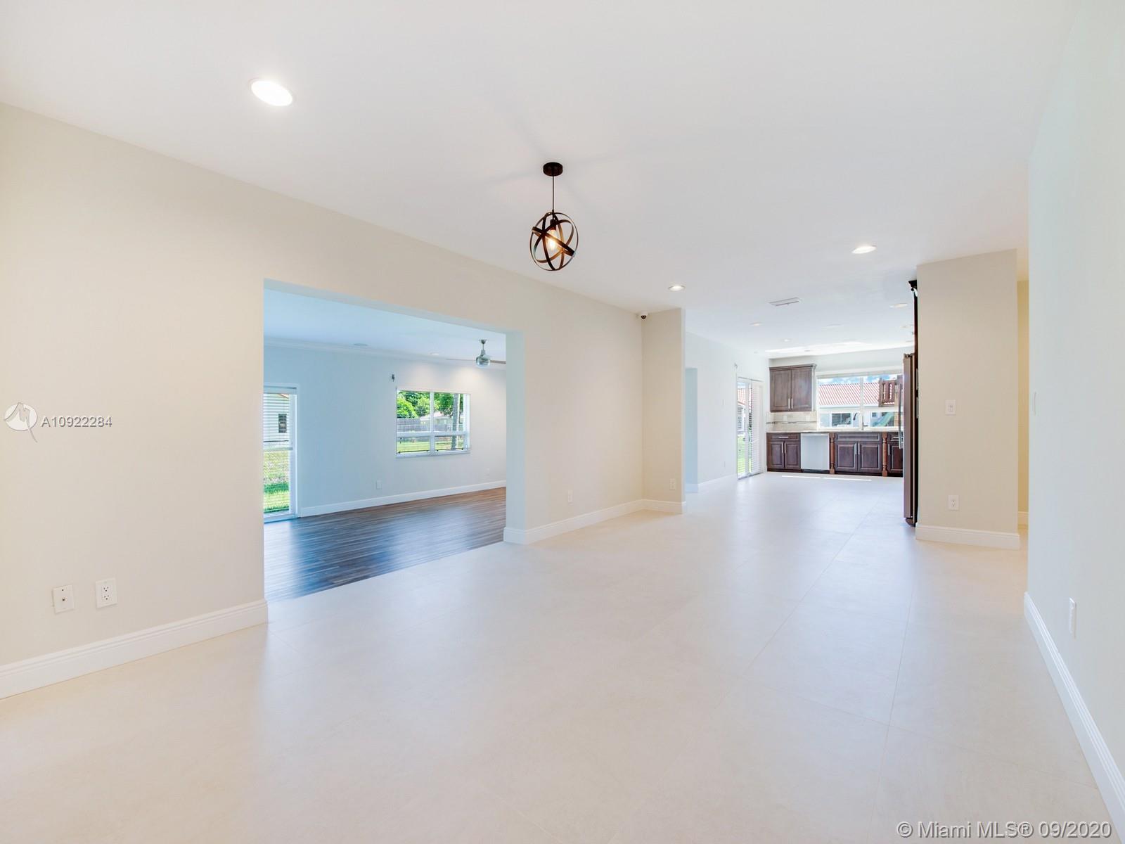 8005 Southwest 106th Street Miami, FL 33156 - Photo 8 of 20