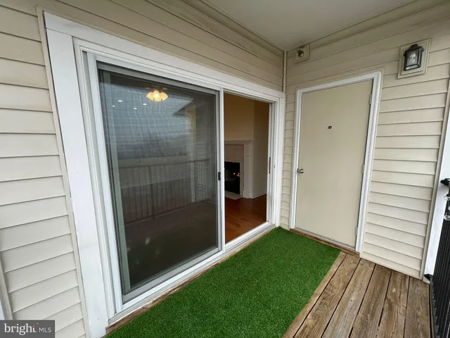 $1,850 | 19627 Galway Bay Circle, Unit 401, Germantown, MD 20874