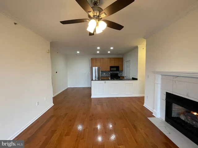 $1,850 | 19627 Galway Bay Circle, Unit 401, Germantown, MD 20874