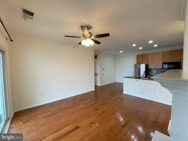 $1,850 | 19627 Galway Bay Circle, Unit 401, Germantown, MD 20874