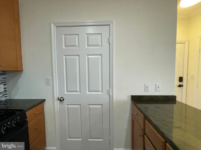 $1,850 | 19627 Galway Bay Circle, Unit 401, Germantown, MD 20874