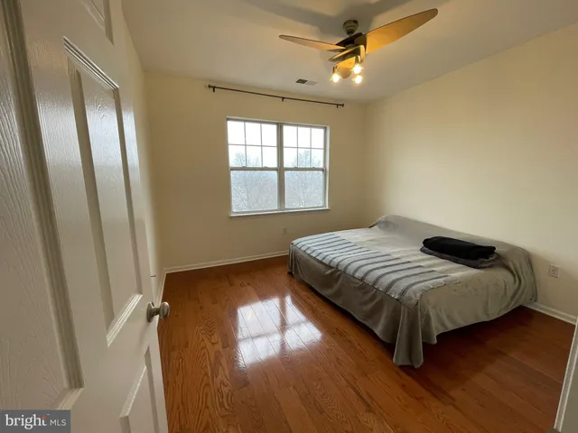 $1,850 | 19627 Galway Bay Circle, Unit 401, Germantown, MD 20874