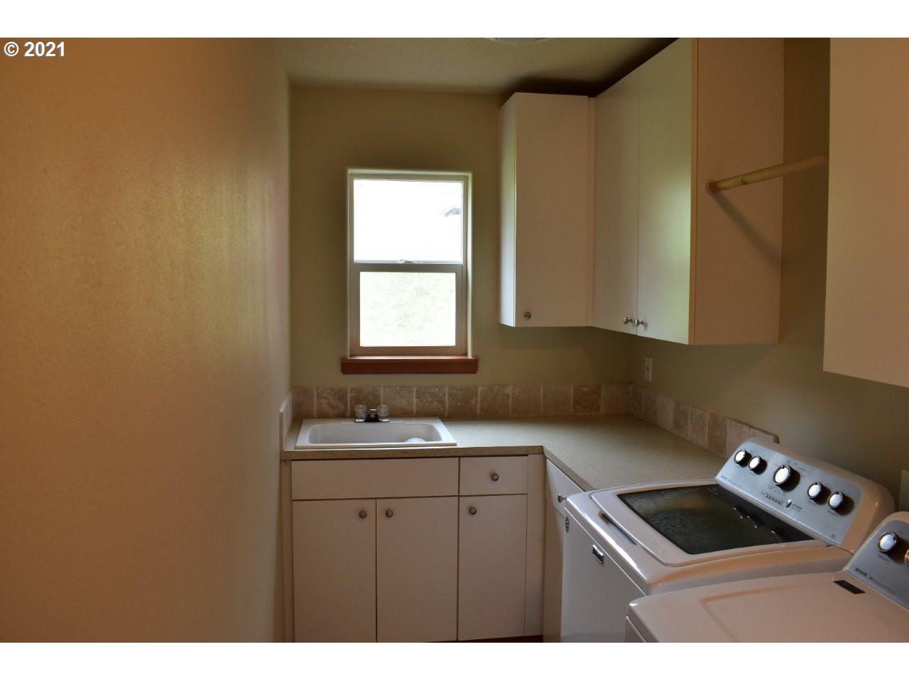 65671 Meissner Road Deer Island, OR 97054 - Photo 19 of 28 Gallery Image 19