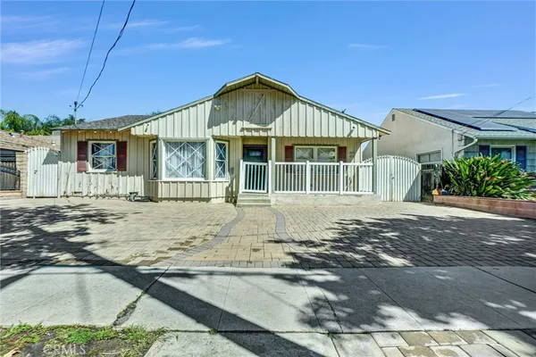 $1,199,000 | 14359 Cohasset Street, Van Nuys, CA 91405