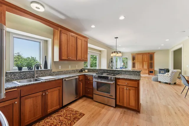 $875,000 | 5230 Rebecca Park Trail, Greenfield, MN 55357