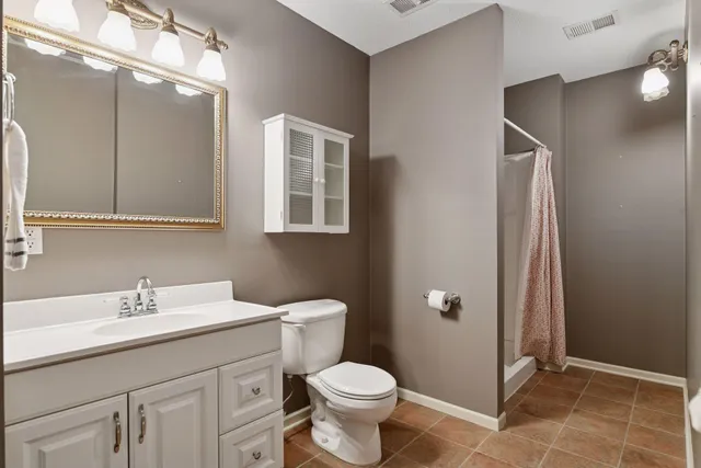 $875,000 | 5230 Rebecca Park Trail, Greenfield, MN 55357