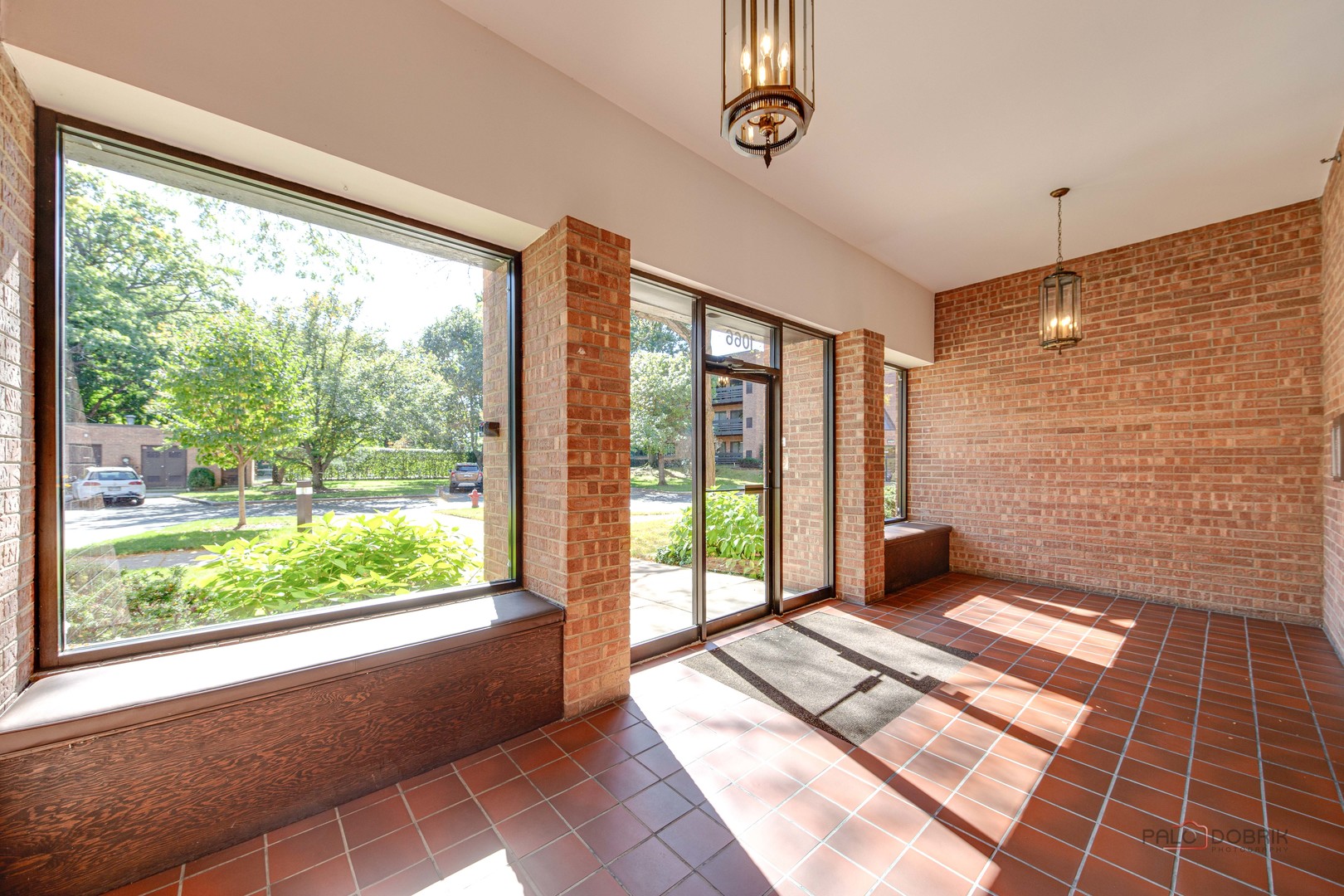1066 Shermer Road, Unit 43 Northbrook, IL 60062 - Photo 5 of 39 Gallery Image 5