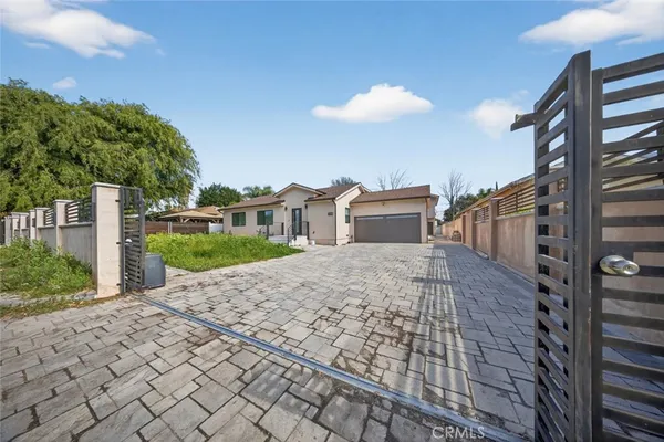 $3,800 | 8334 Calvin Avenue, Northridge, CA 91324