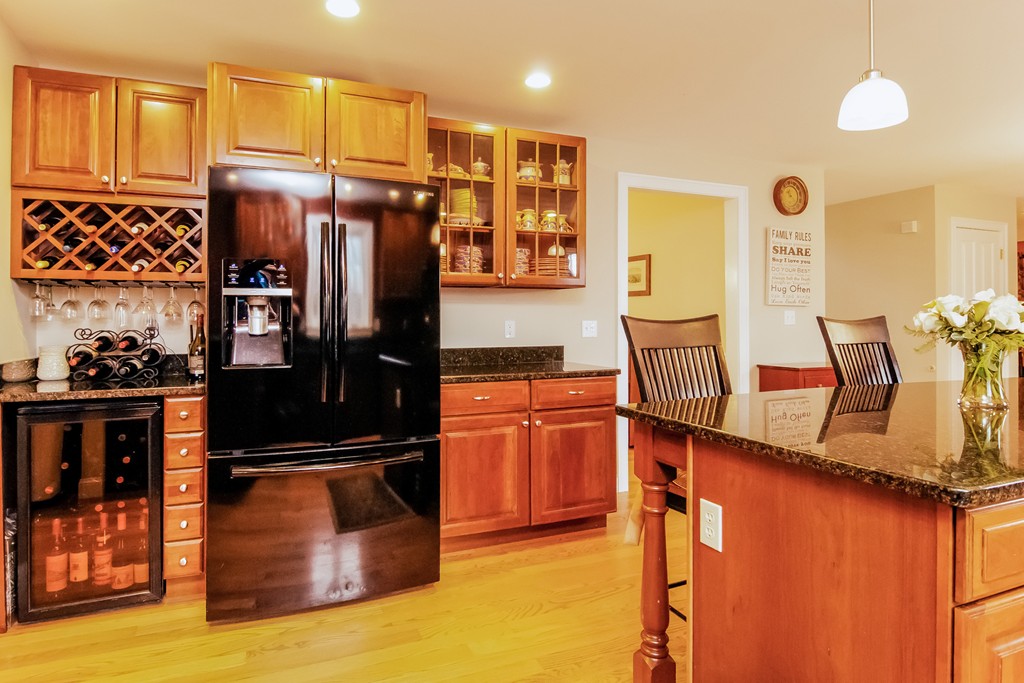 31 Beaver Brook Road Littleton, MA 01460 - Photo 9 of 30 Gallery Image 9