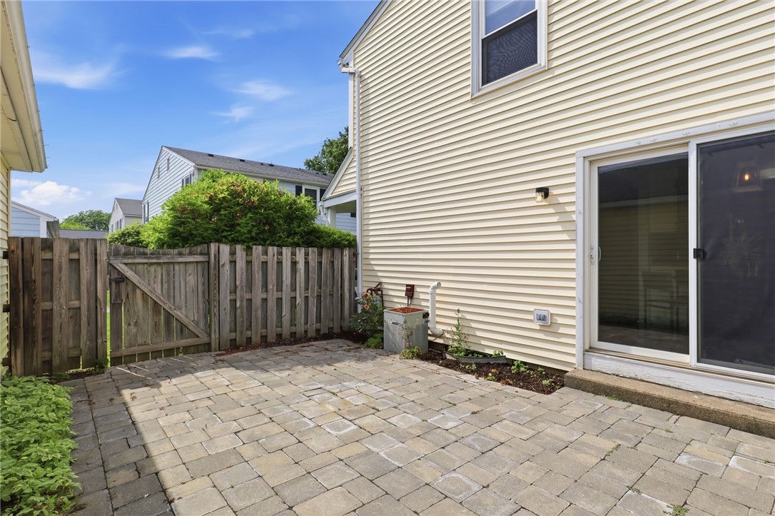 97 Springwood Drive Webster, NY 14580 - Photo 22 of 36