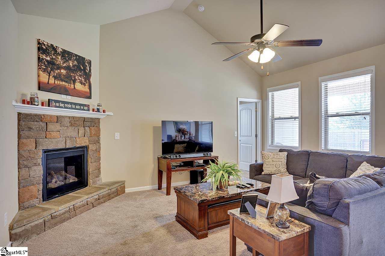 104 Amherst Way Easley, SC 29642 - Photo 7 of 20 Gallery Image 7