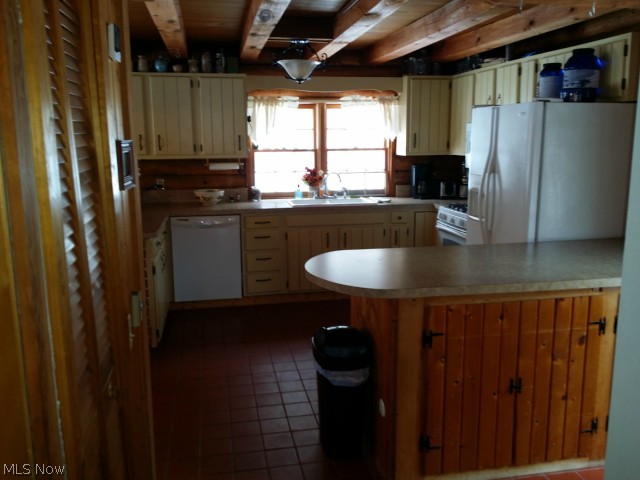 9141 Robinson Road Chardon, OH 44024 - Photo 9 of 24