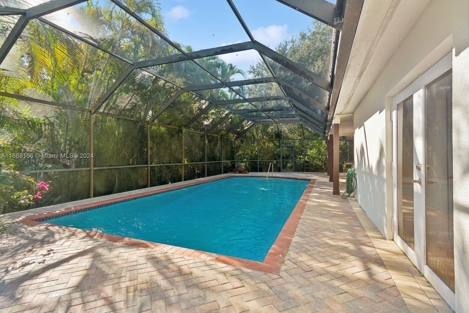 4103 Anderson Road Coral Gables, FL 33146 - Photo 3 of 26 Gallery Image 3