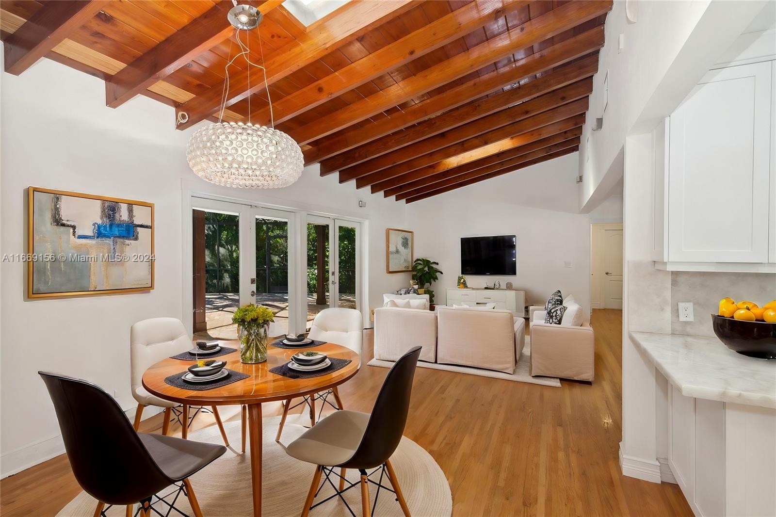 4103 Anderson Road Coral Gables, FL 33146 - Photo 7 of 26 Gallery Image 7