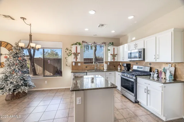 $675,000 | 39517 North Noble Hawk Court, Phoenix, AZ 85086