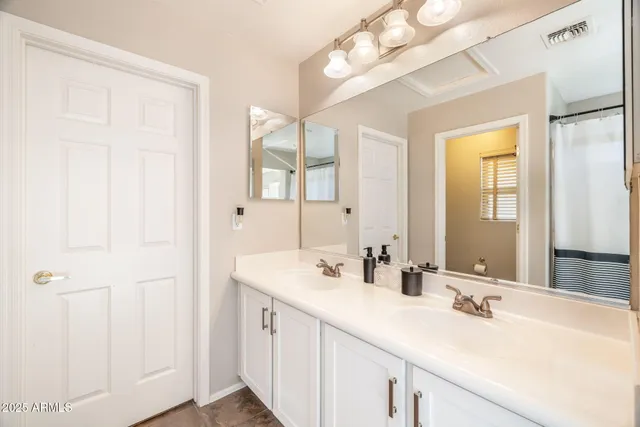 $675,000 | 39517 North Noble Hawk Court, Phoenix, AZ 85086