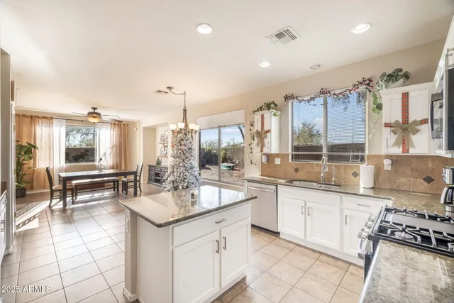 $675,000 | 39517 North Noble Hawk Court, Phoenix, AZ 85086