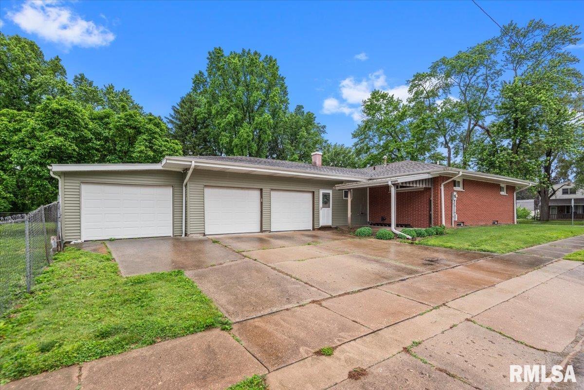 3300 South 2nd Street Springfield, IL 62703 - Photo 41 of 49