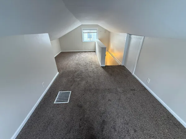 $152,500 | 22765 Rosalind Avenue, Eastpointe, MI 48021
