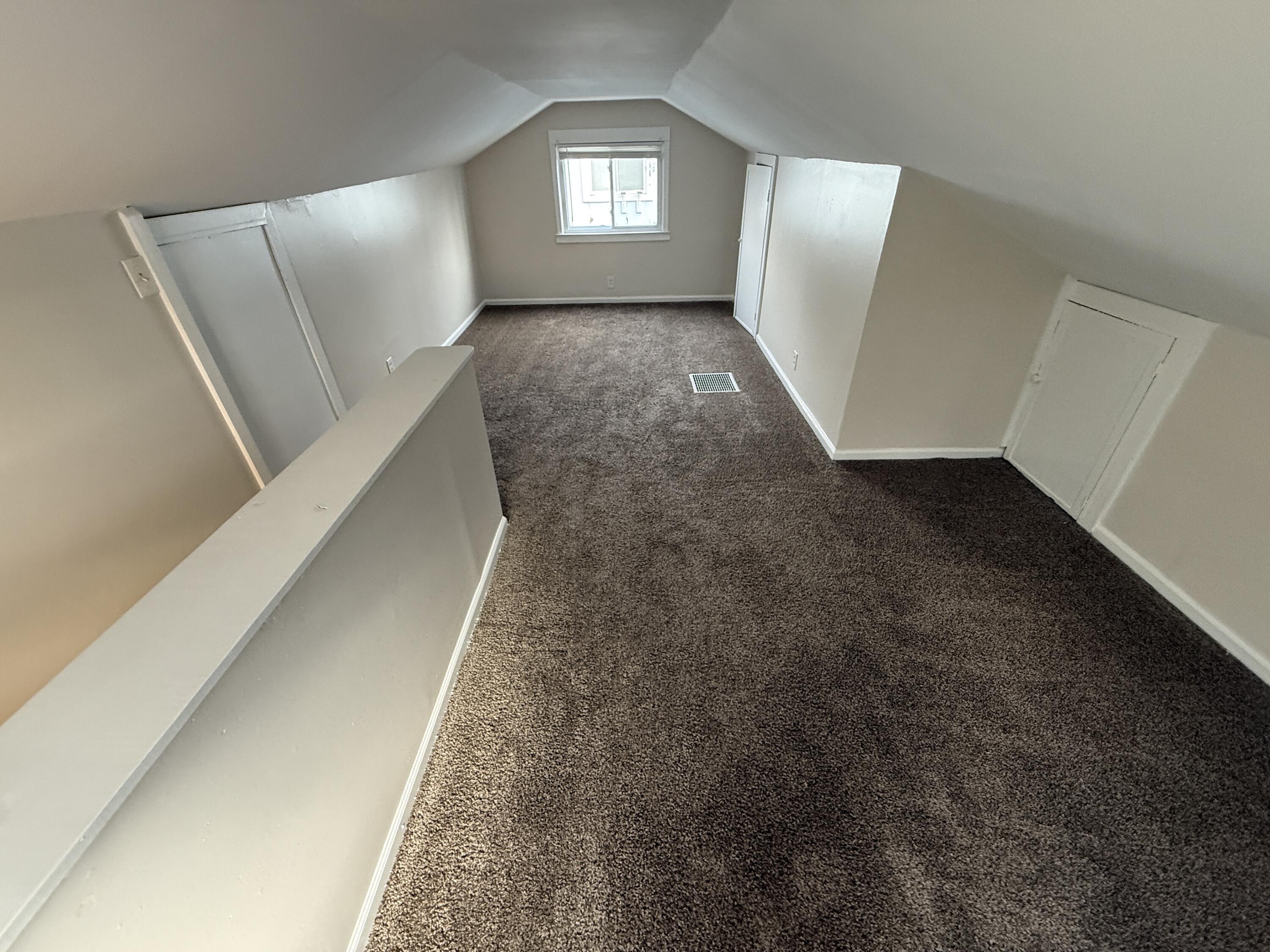 22765 Rosalind Avenue Eastpointe, MI 48021 - Photo 10 of 15 IMG_1456