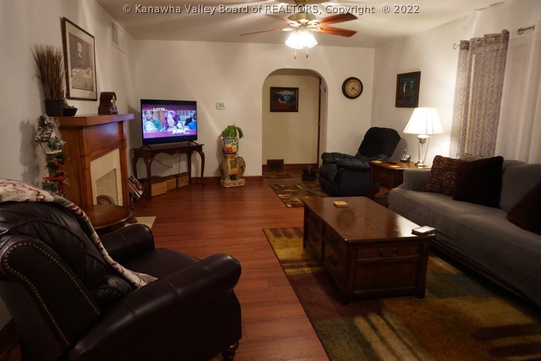 220 Viking Road Charleston, WV 25302 - Photo 9 of 16 Gallery Image 9