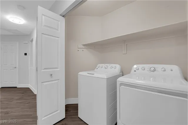 $2,283 | 6491 Abbeville River Court, Las Vegas, NV 89122