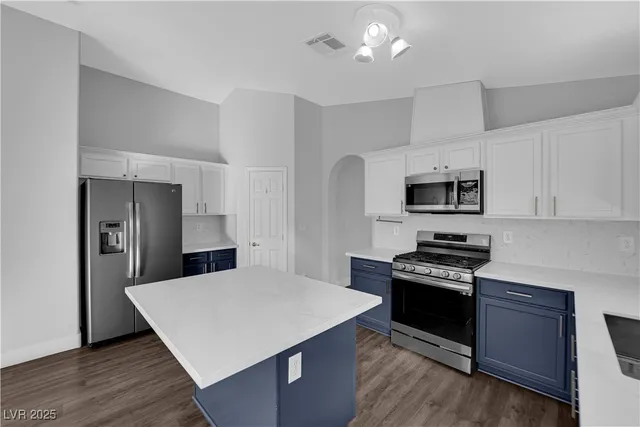 $2,283 | 6491 Abbeville River Court, Las Vegas, NV 89122