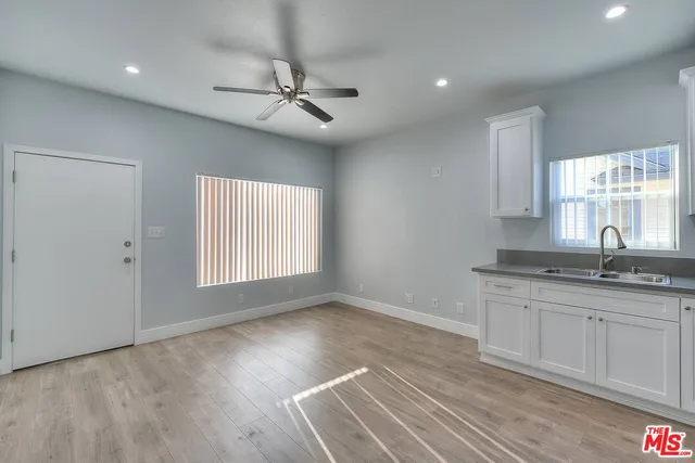 $3,300 | 4284 South Hobart Blvd., Los Angeles, CA 90062