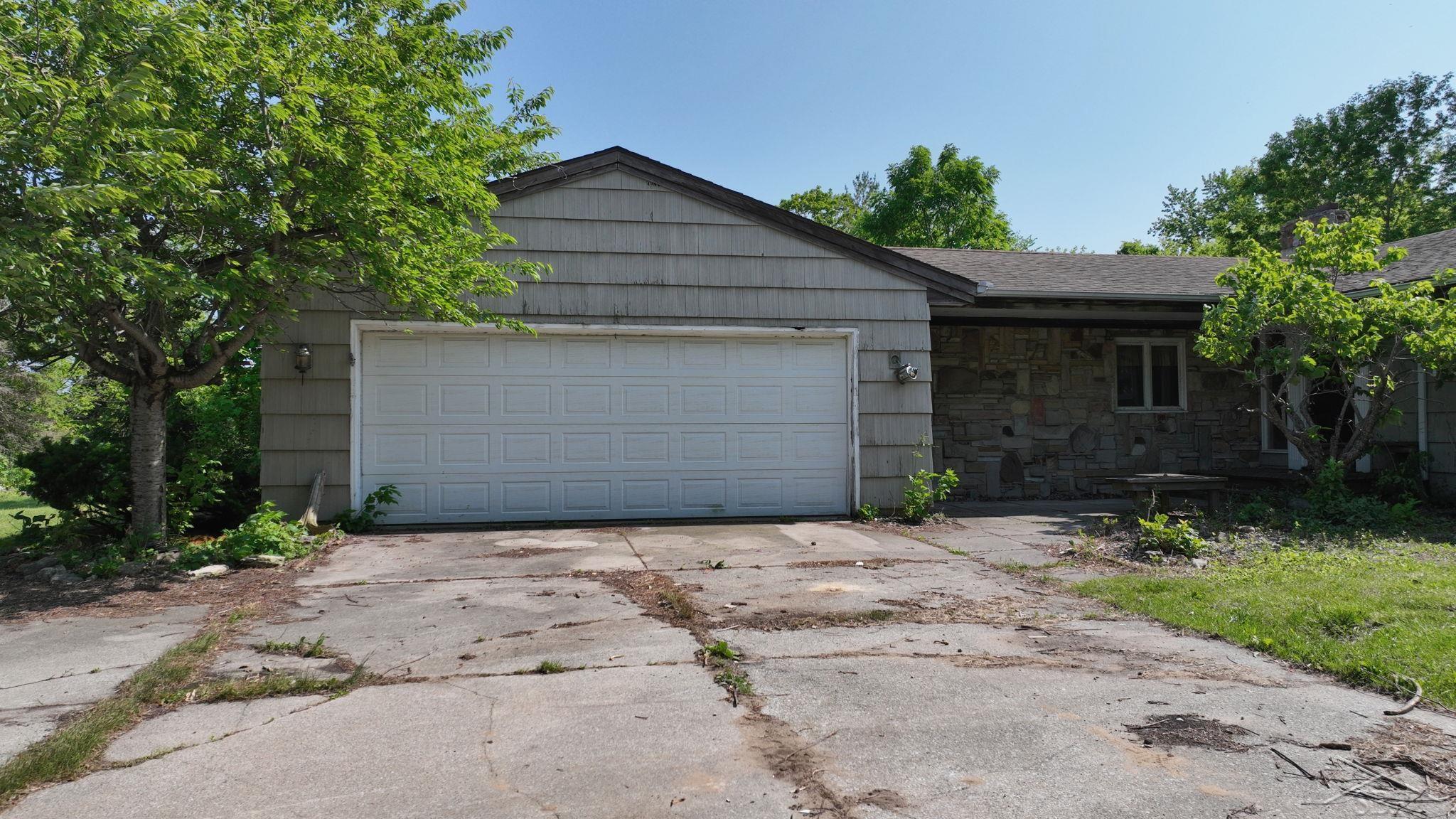 7049 Midland Road Freeland, MI 48623 - Photo 43 of 45