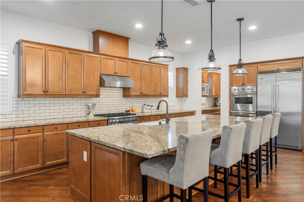 24949 Old Stone Way Stevenson Ranch, CA 91381 - Photo 39 of 111