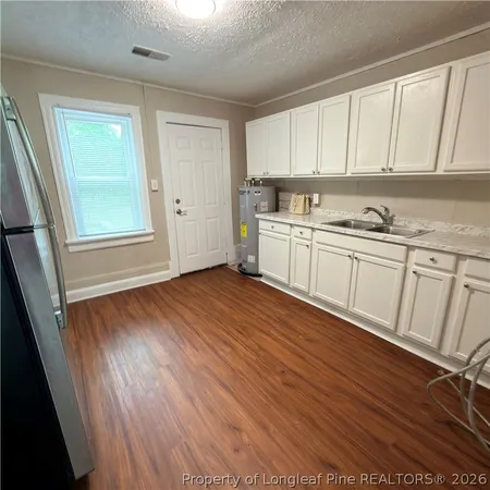 $950 | 216 Sedberry Street, Fayetteville, NC 28305