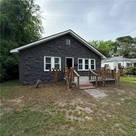 $950 | 216 Sedberry Street, Fayetteville, NC 28305